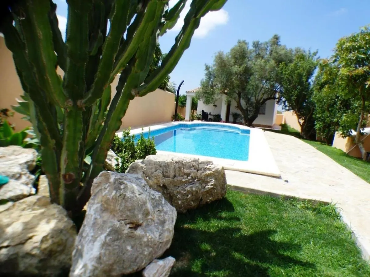 Villa Deluxe Con Piscina Privadaコニル・デ・ラ・フロンテラ 0*,  スペイン