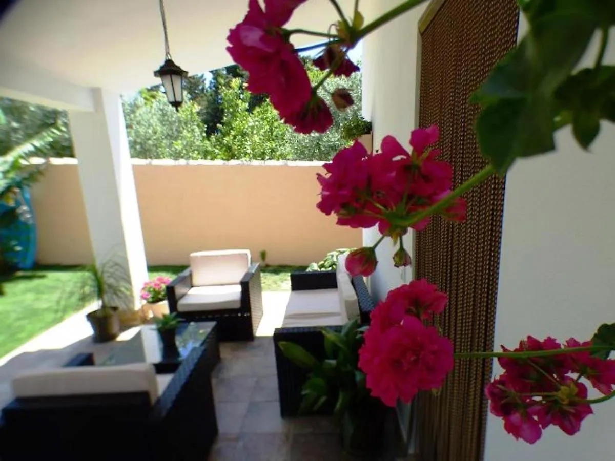 Villa Deluxe Con Piscina Privadaコニル・デ・ラ・フロンテラ 0*,