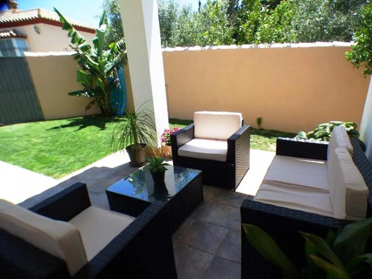 Villa Deluxe Con Piscina Privadaコニル・デ・ラ・フロンテラ